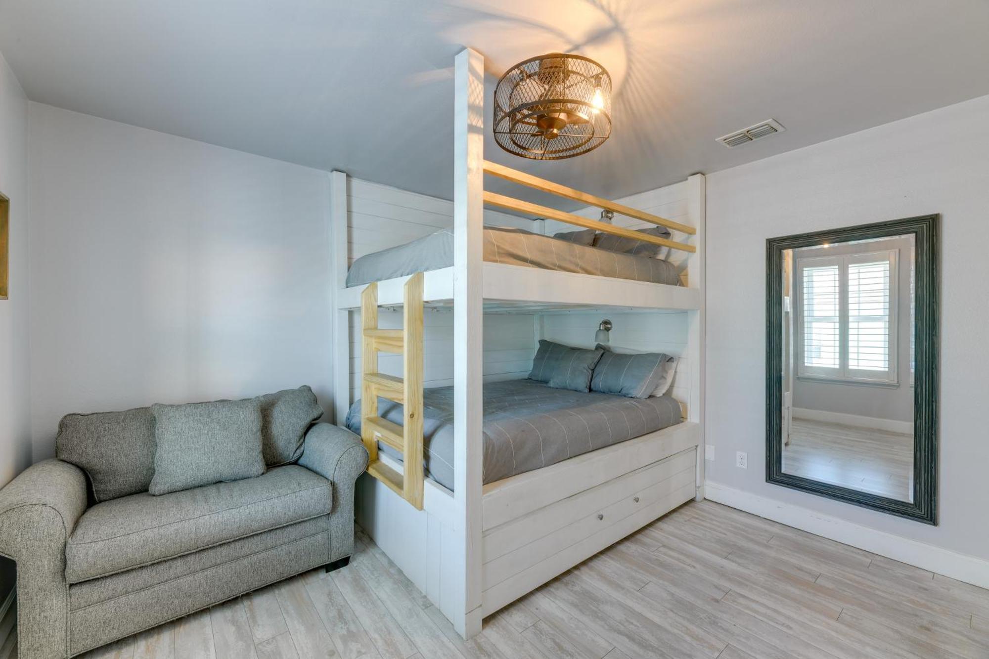Trendy Port Aransas Home With Private Pool And Deck! Zewnętrze zdjęcie